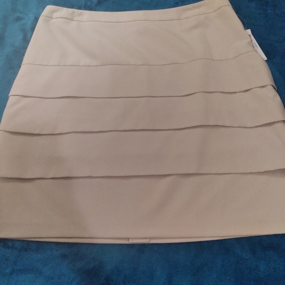 NWT Larry Levine Tiered Skirt‎ Stretch Formal Work Office Size 16